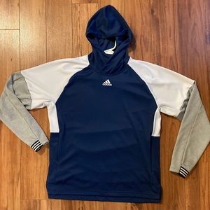 Adidas Men’s Medium Sweatshirt